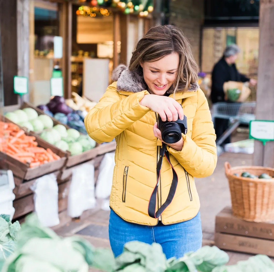 Eb snapping a pic of food.